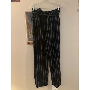 American Eagle Black & White Stripe Pants